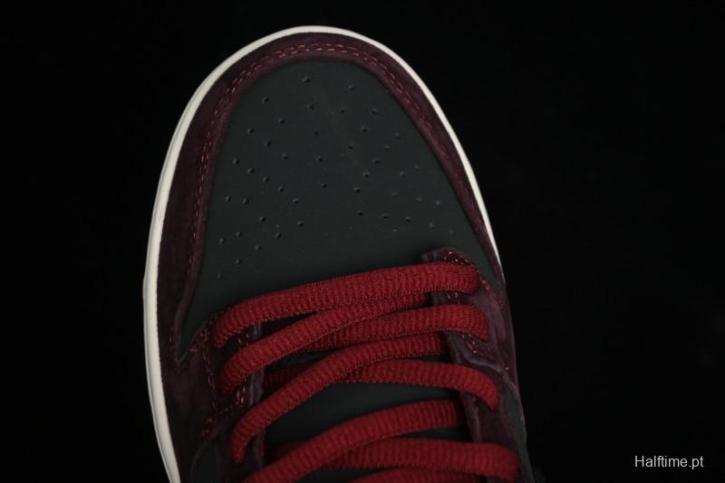 Nike SB Dunk Low Bordeaux Red Skate Shoes Collaboration with Riot Skateshop - FZ1289-200